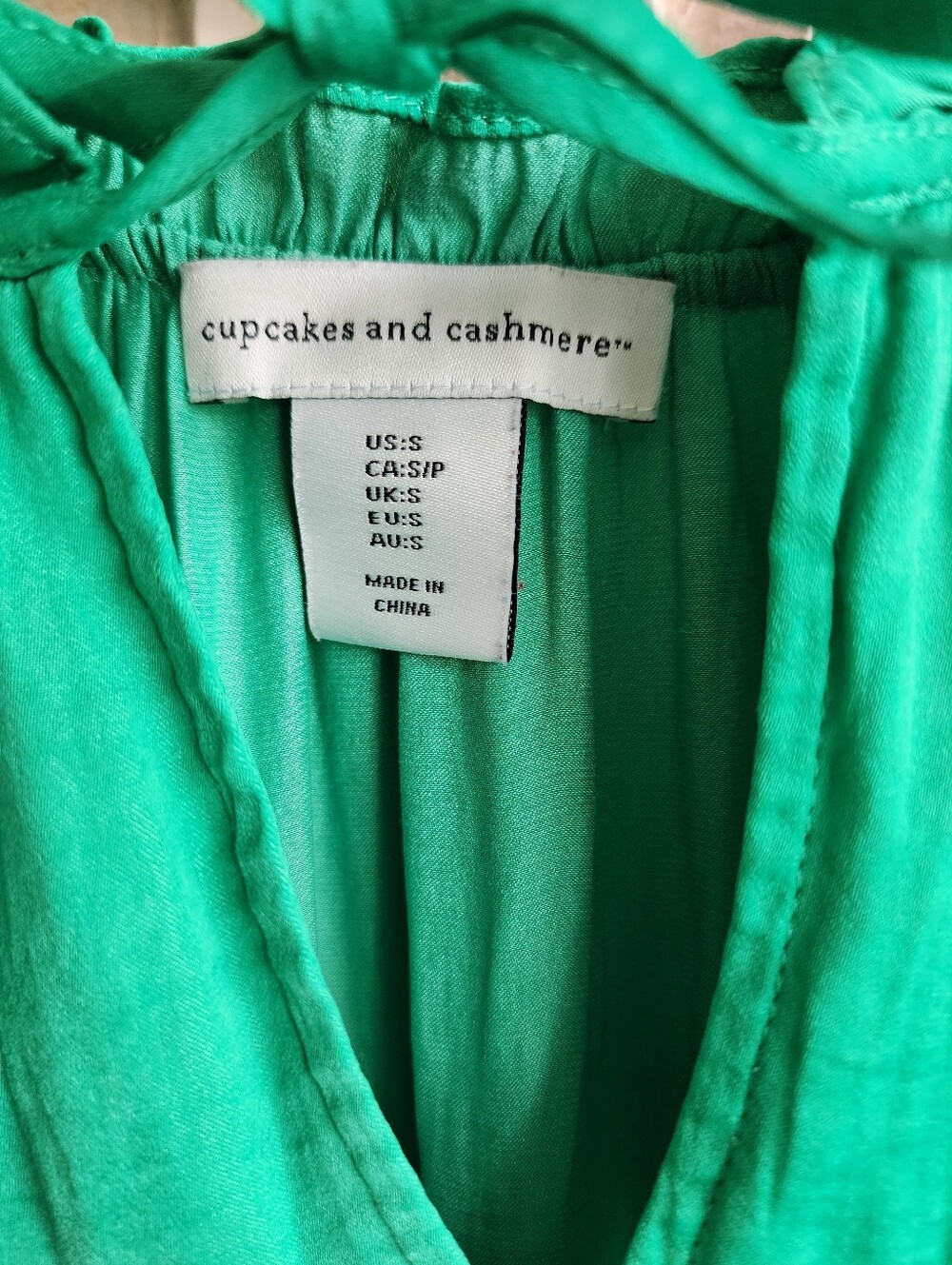 Cupcakes And Cashmere Sleeveless Flutter Sleeve Green Top- Womens Size Small - Picture 5 of 6